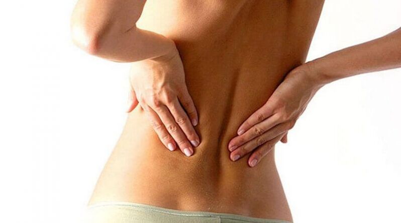Osteocondrosis de la columna, el signo es dolor de espalda. 